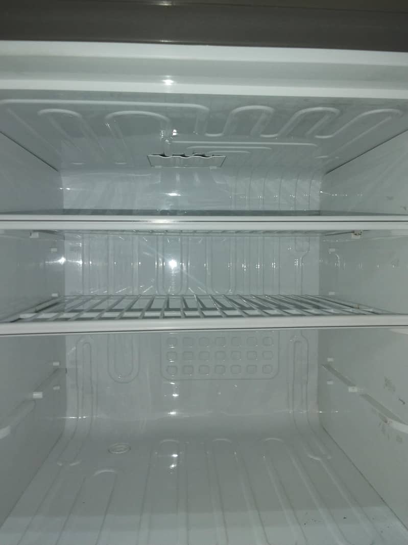 refrigerator 3