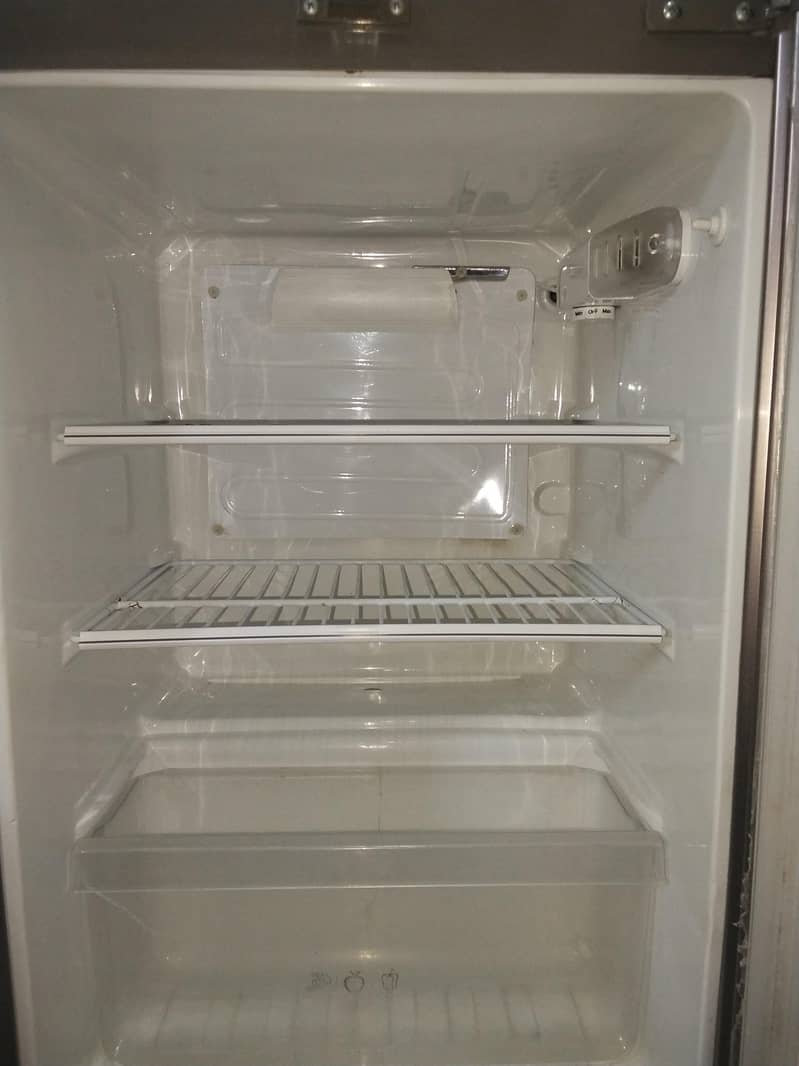 refrigerator 4