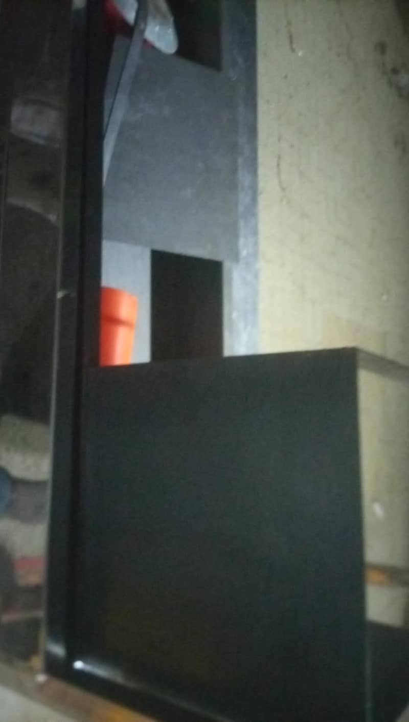 still 6