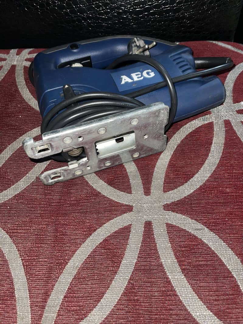 Jigsaw machine 2