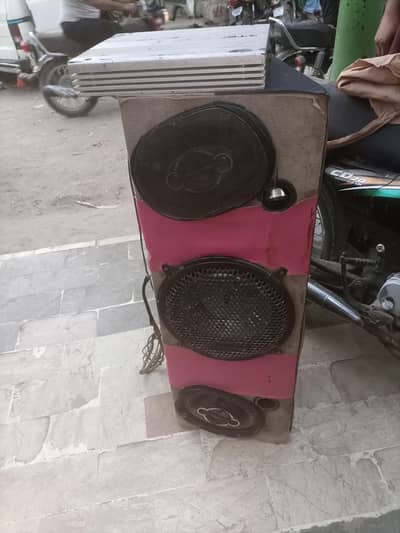 Speakers & Woffer Box/ Amplifier