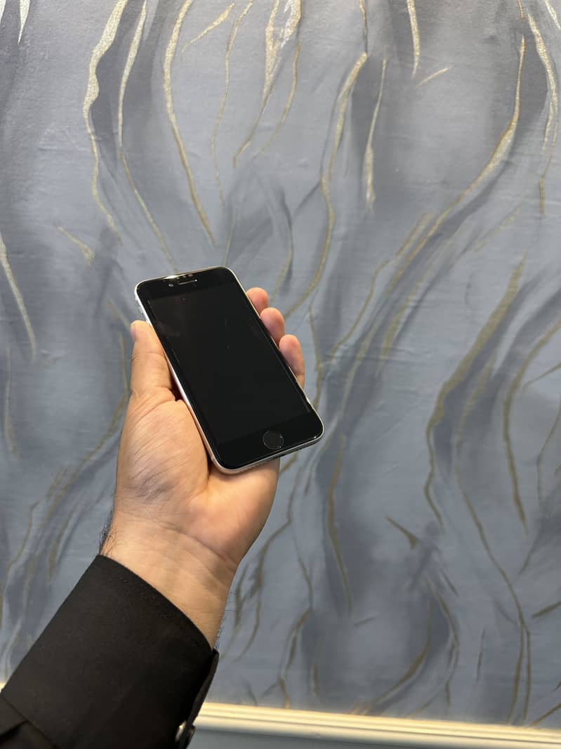 Apple iPhone SE 2