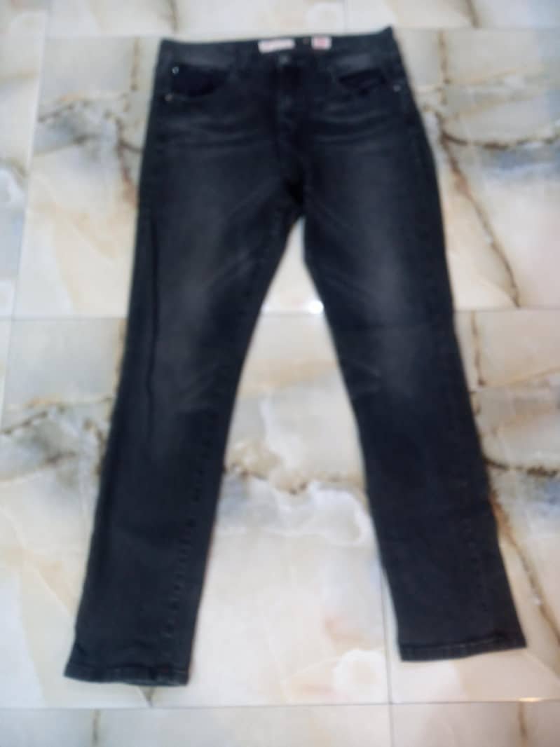 black pant 1