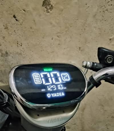 electric scooty