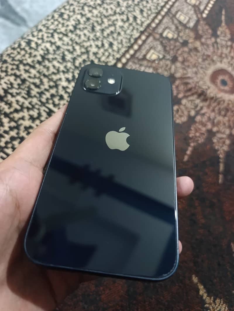 Apple iPhone 12 8