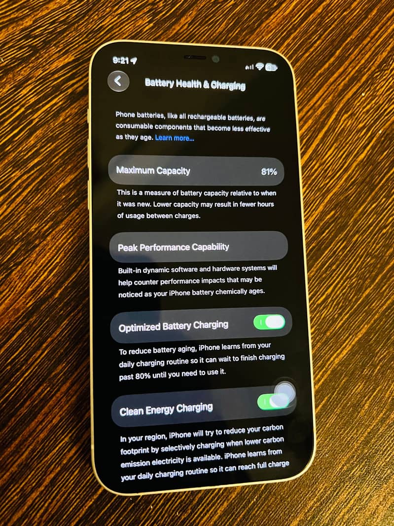 Apple iPhone 12 6