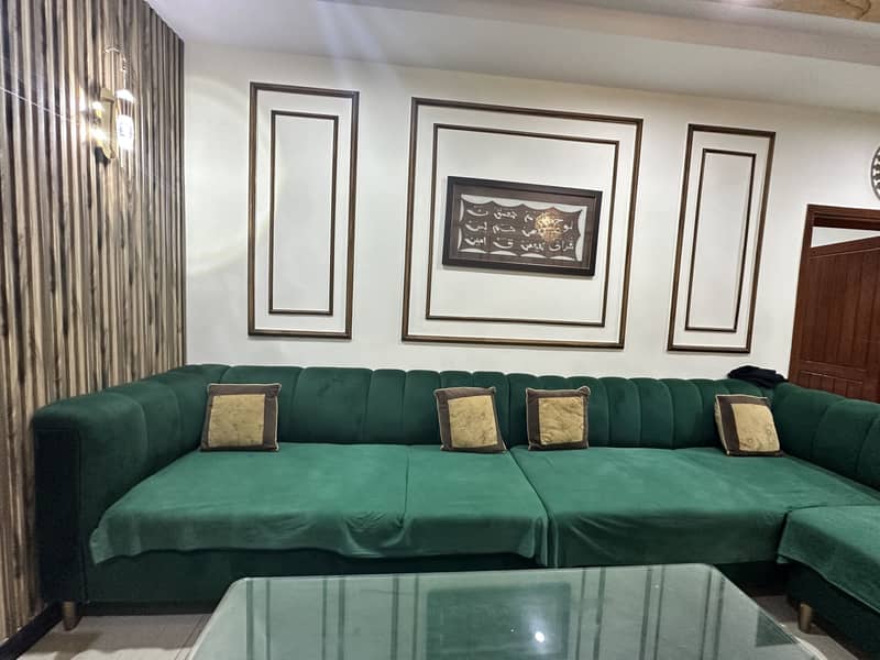 Handmade sofa 0