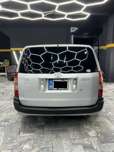 Toyota Succeed 2006