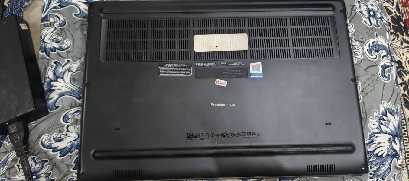 Dell Precision 7530 4