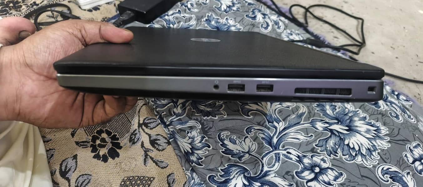 Dell Precision 7530 7