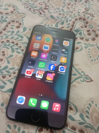 Apple iPhone 7 Plus