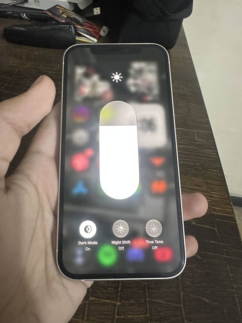Apple iPhone 12 2