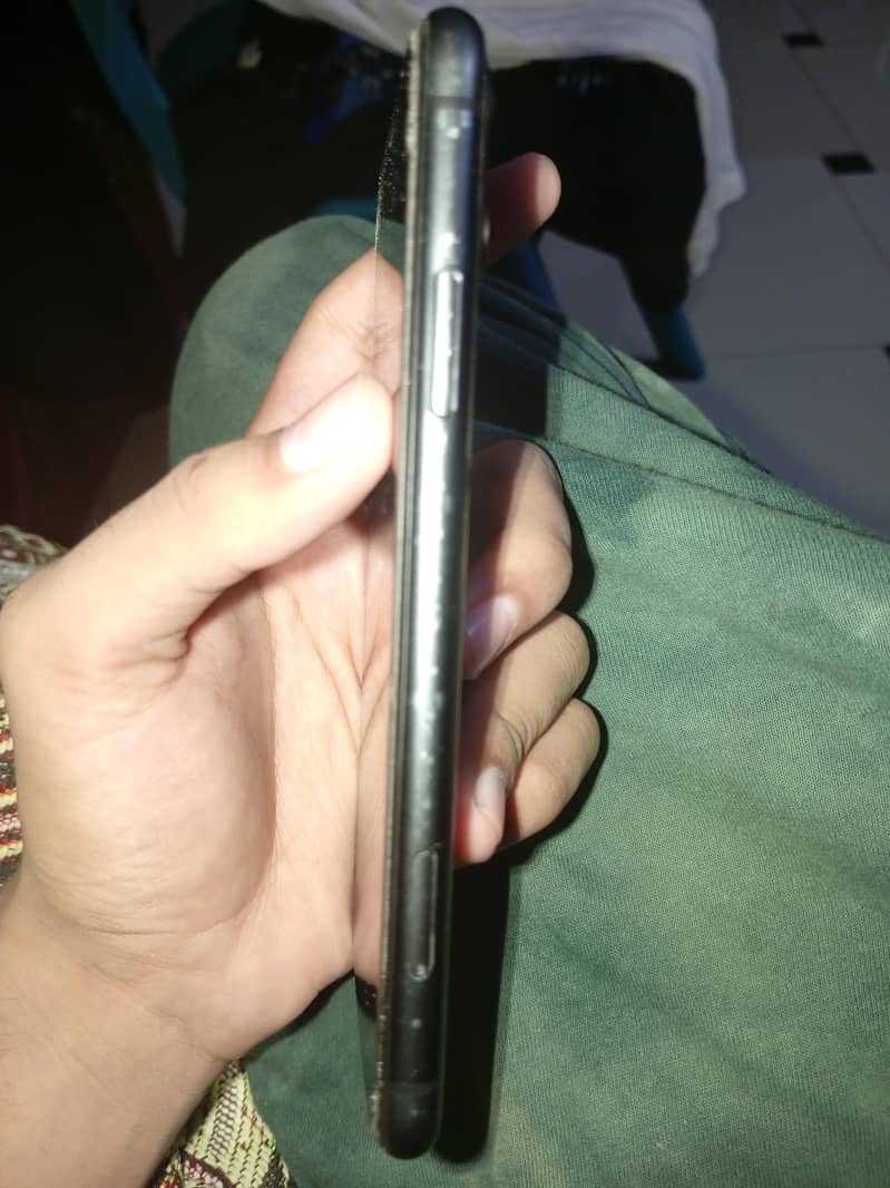 Apple iPhone 11 2