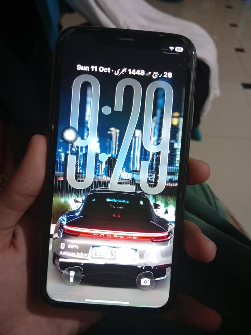 Apple iPhone 11 3