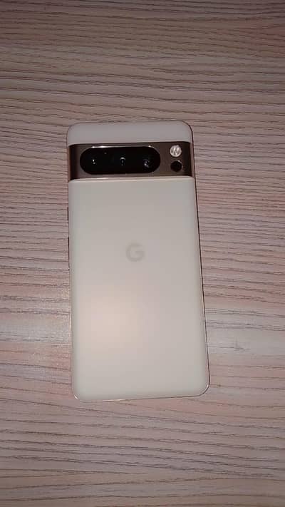 Google Pixel 8 Pro