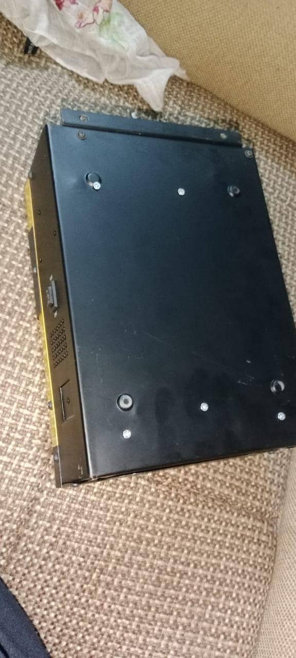 MPPT SOLAR CHARGE CONTROLLER 3