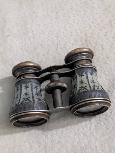 Binoculars 1990s