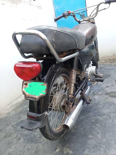 Selling Unique 70cc 2011