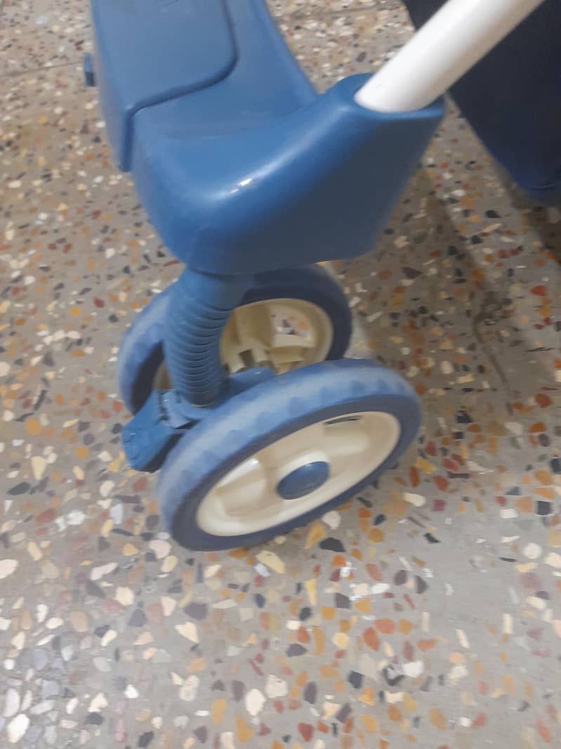 Pram stroller 3