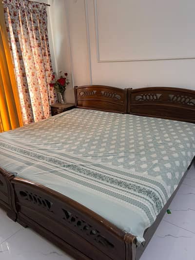 Double beds with 1 side table for sale