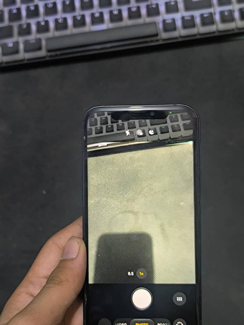 Apple iPhone 12 1