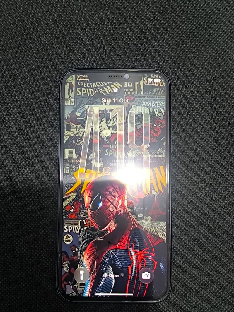 Apple iPhone 12 4