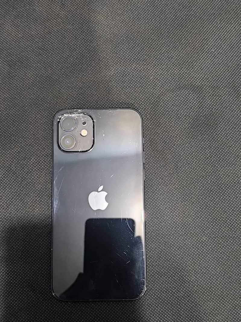 Apple iPhone 12 6