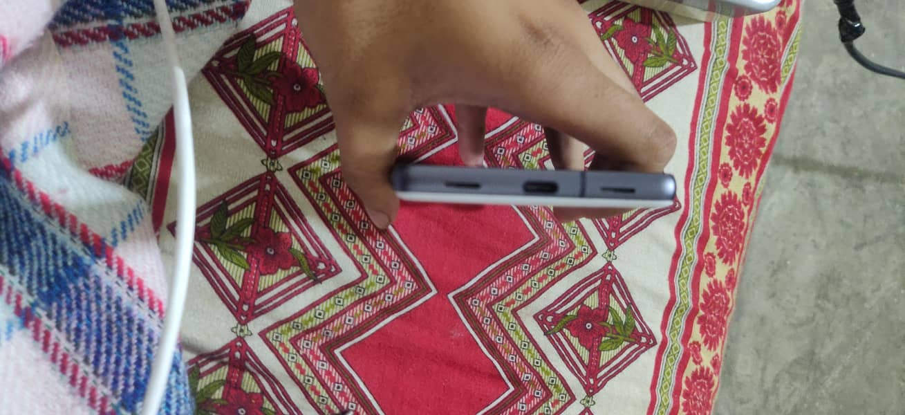 Google Pixel 7a 4