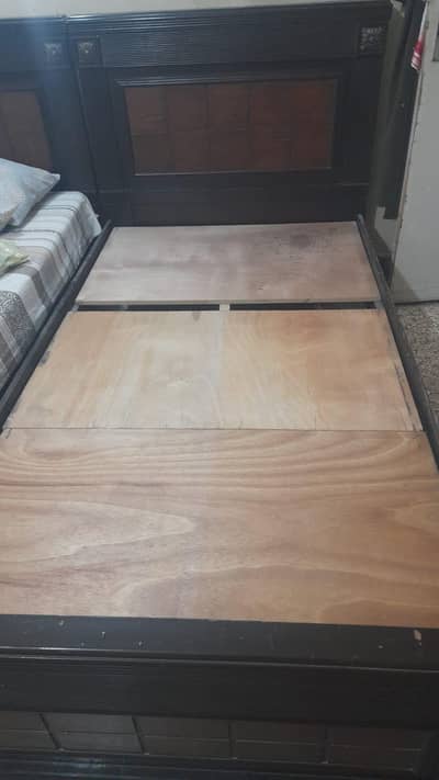 2x beds for sale with same style