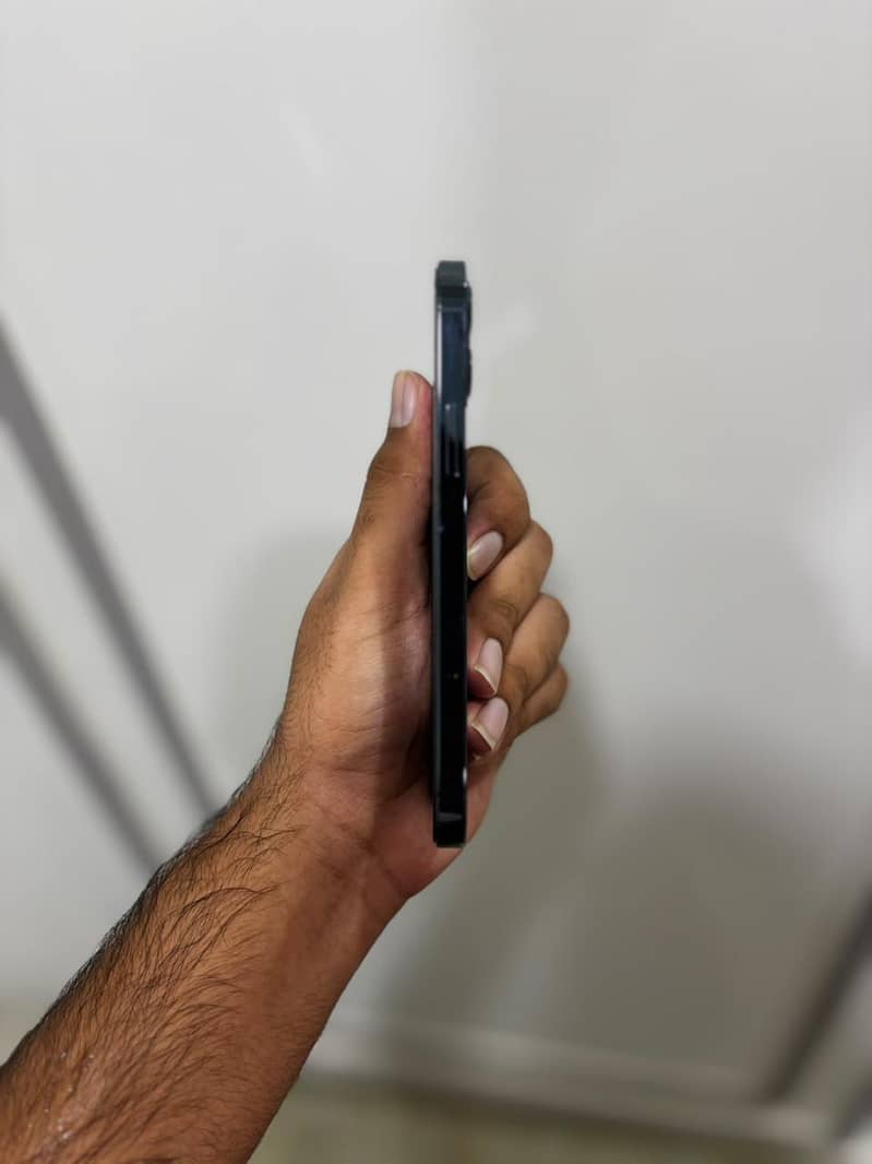 Apple iPhone 12 Pro 3