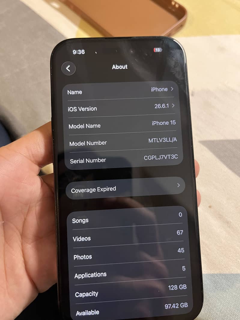 Apple iPhone 15 9