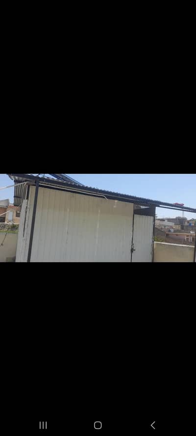 HOUSE MADE SHELTER ROOM. .