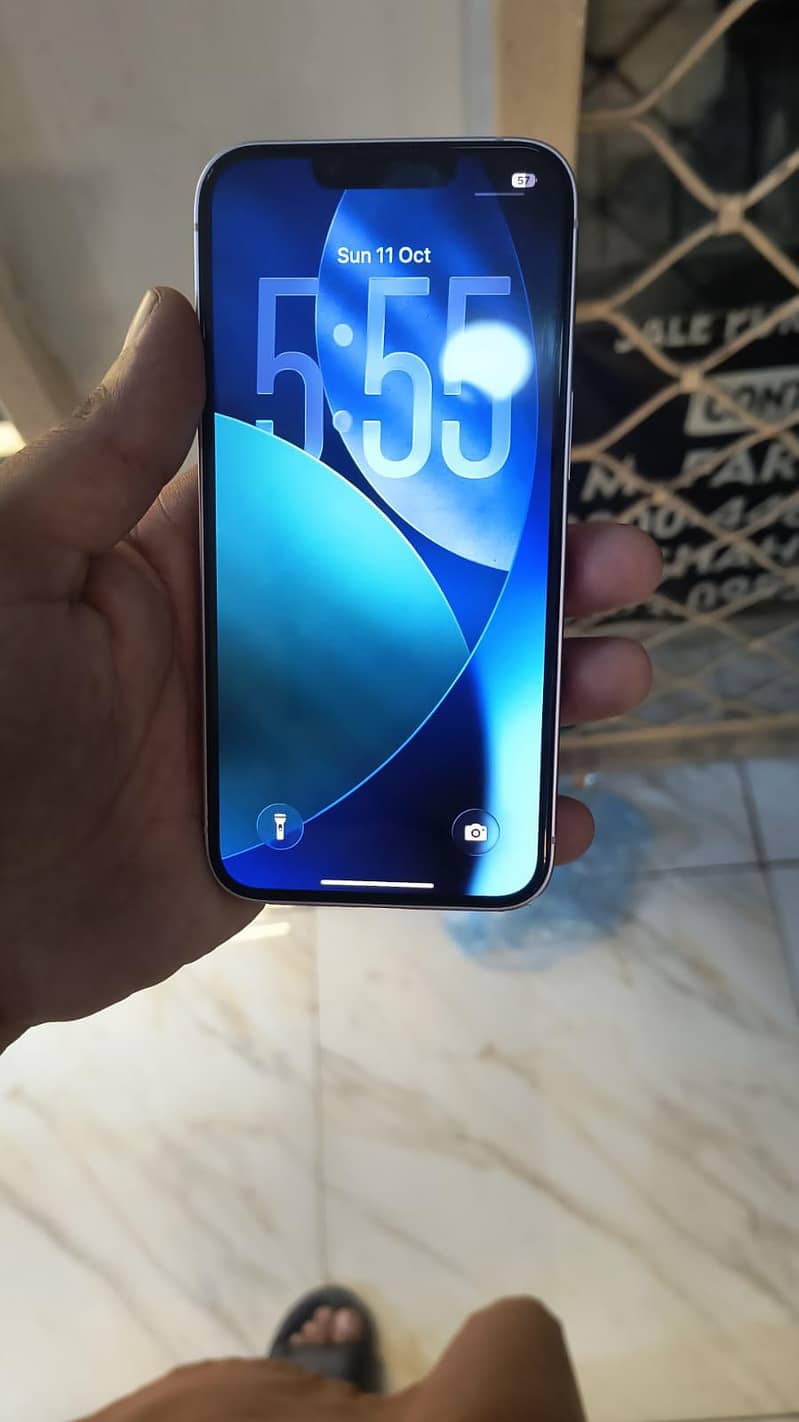 Apple iPhone 14 2