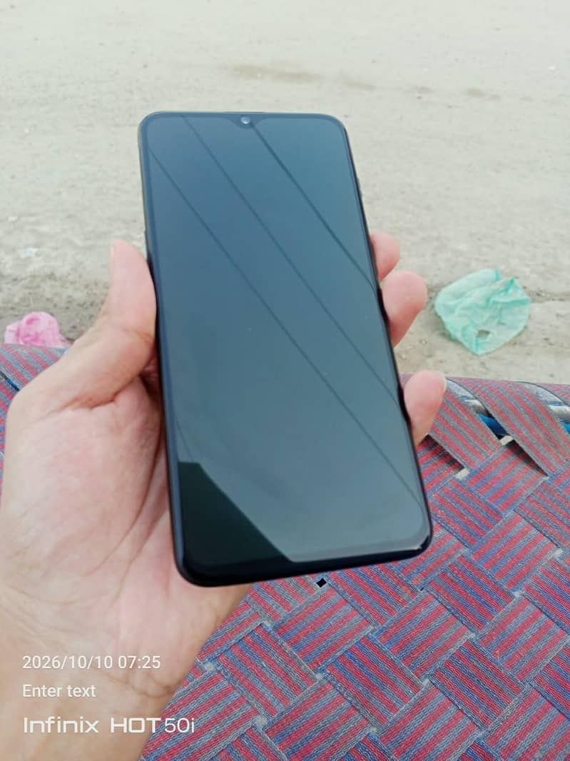 One Plus 6T 3