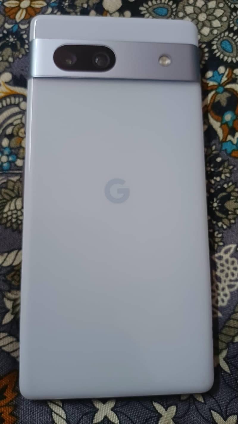 Google Pixel 7a 2