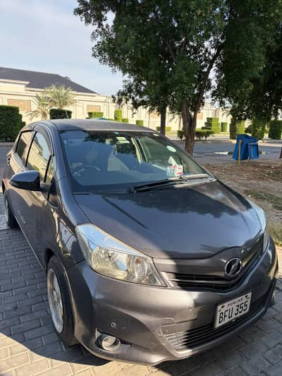 Toyota Vitz 2011