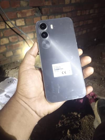 Realme C100i