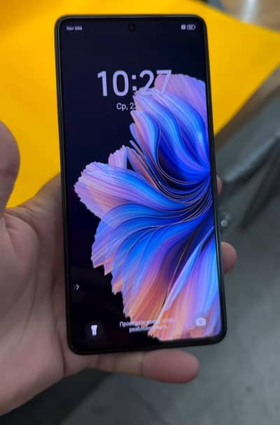 Tecno CAMON 20ram  8+5 GB storage 256 GB