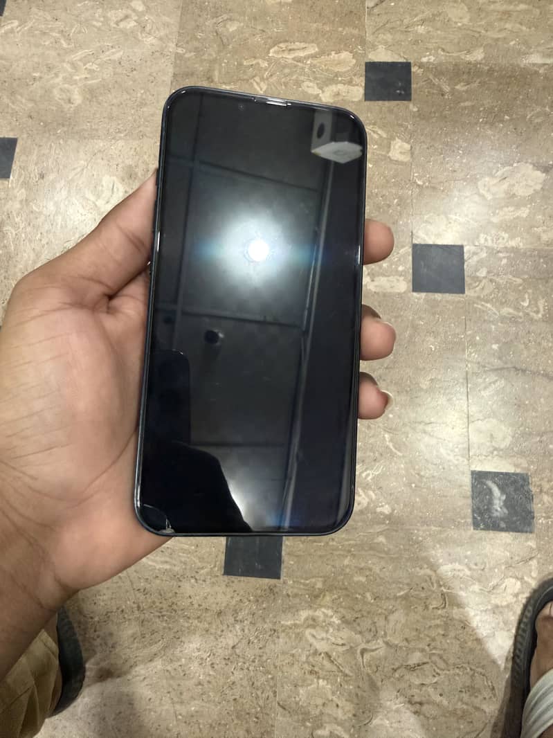 Apple iPhone 13 3