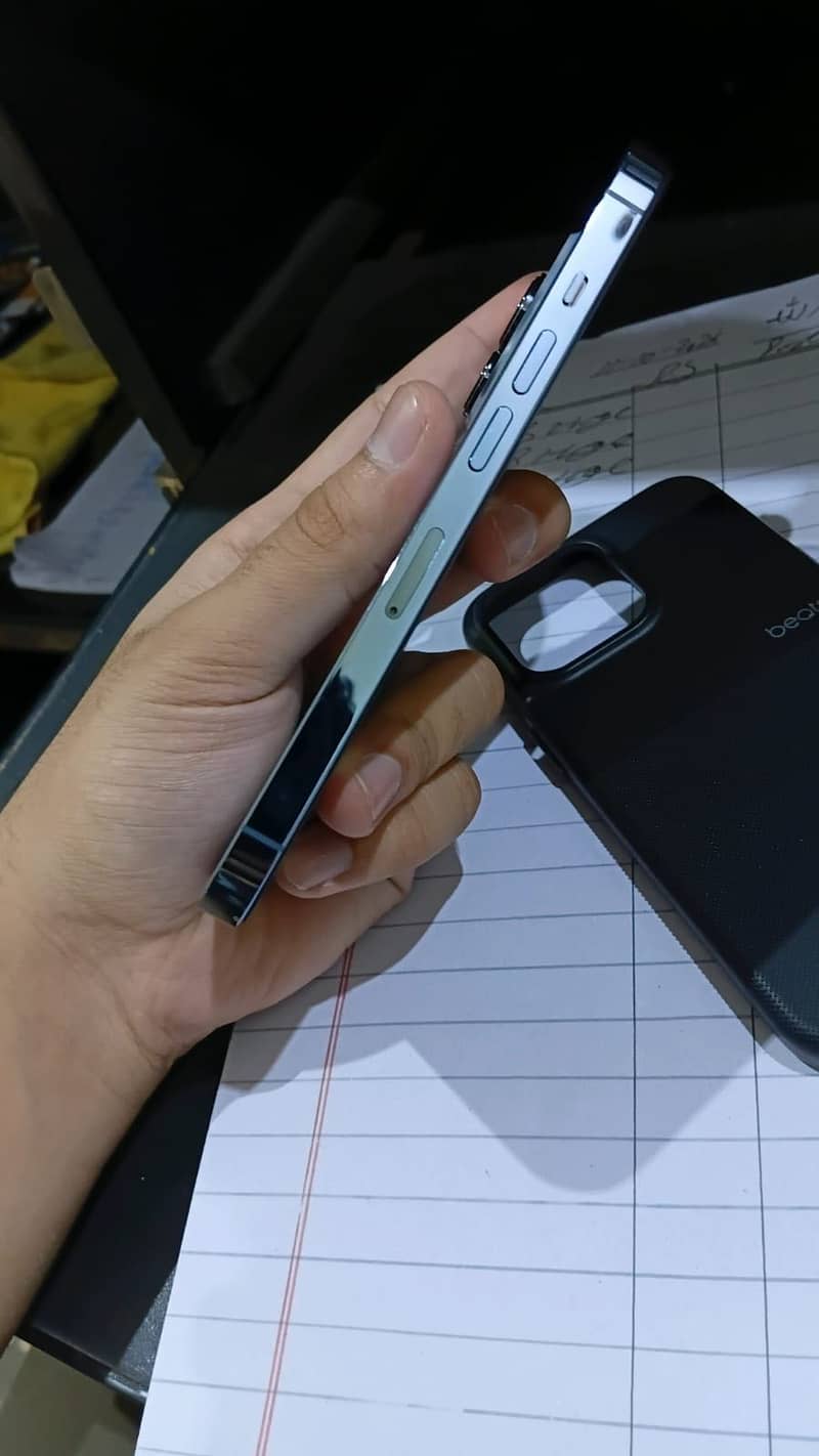 Apple iPhone 13 Pro 5