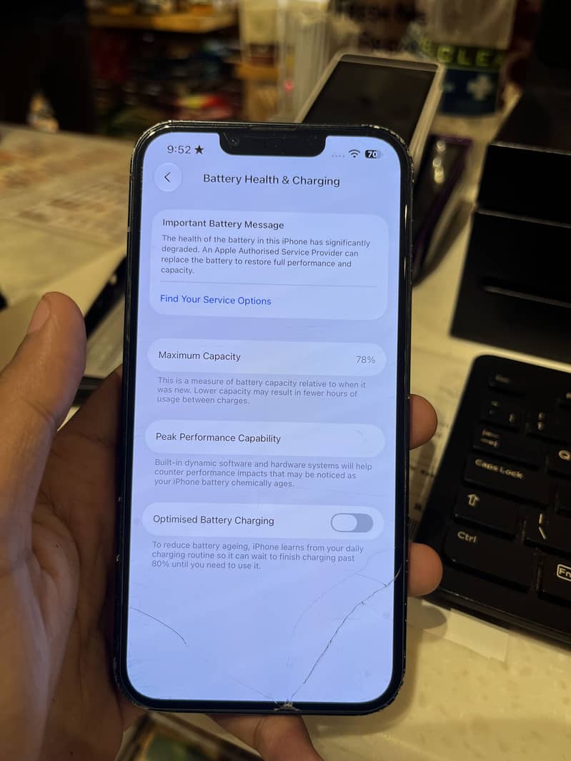 Apple iPhone 13 8
