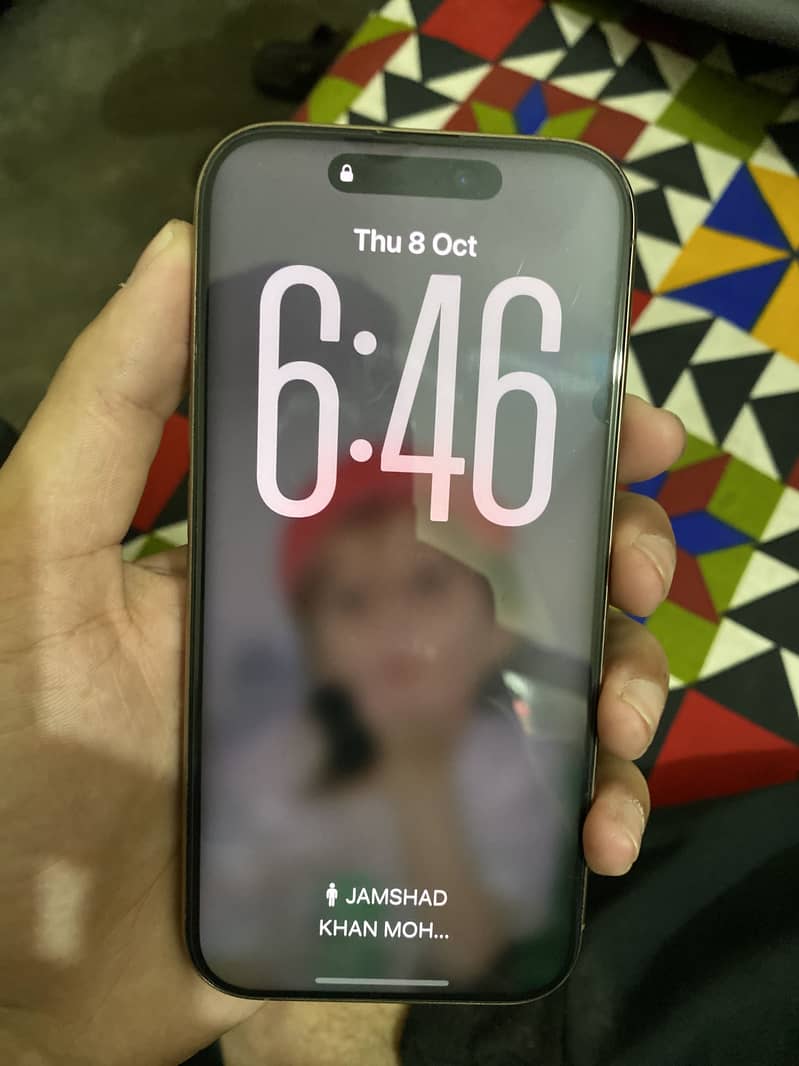 Apple iPhone 16 Pro 3