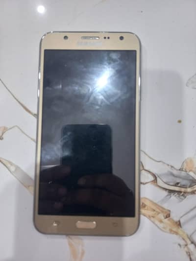 Samsung Mobile J7