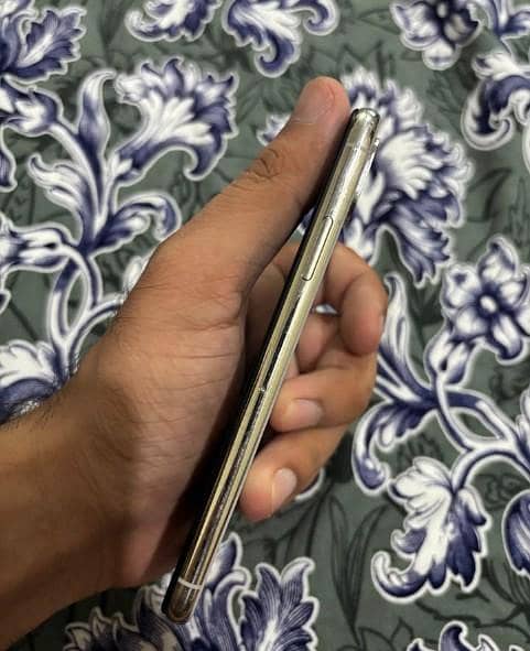 Apple iPhone X 1