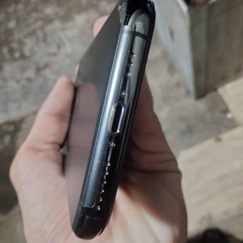 iphone 11 pro 3