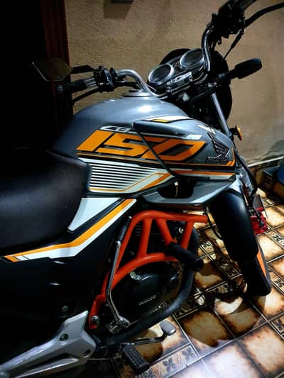 Honda CB 150 F Specail Edition 2025/2026