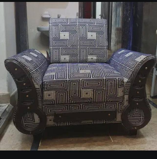 2 SINGLE SOFAS 3
