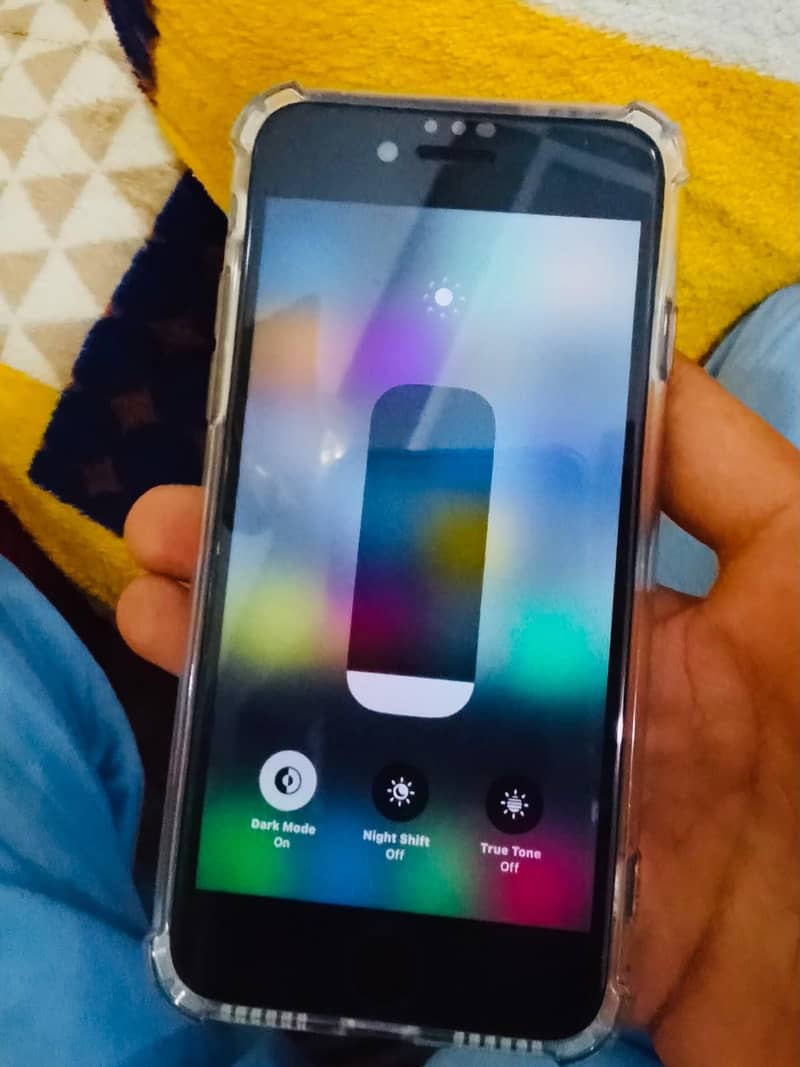 Apple iPhone 8 4