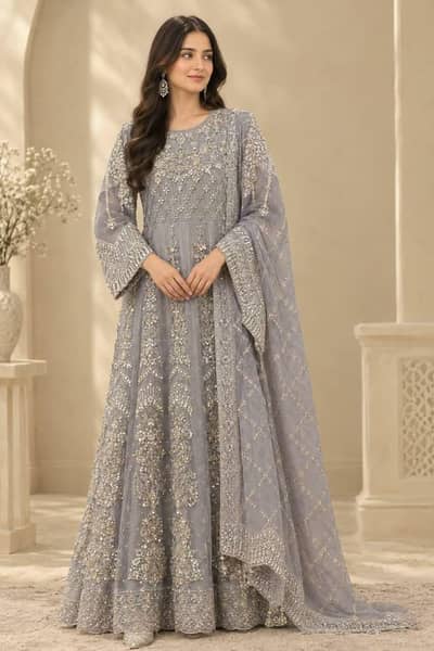 Akbar aslam maxi used for 2 hours only