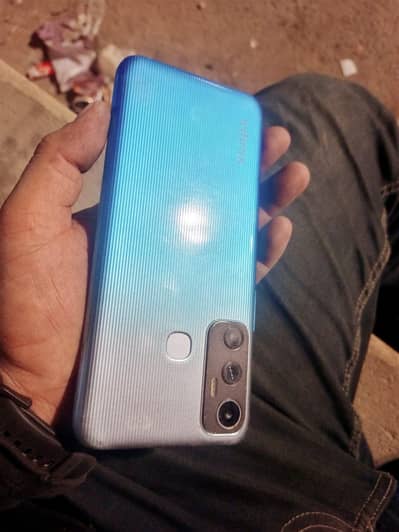 Infinix Hot 11